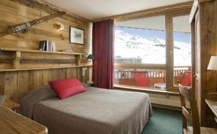 Hotel Les Trois Vallees, Val Thorens, Double Bedroom